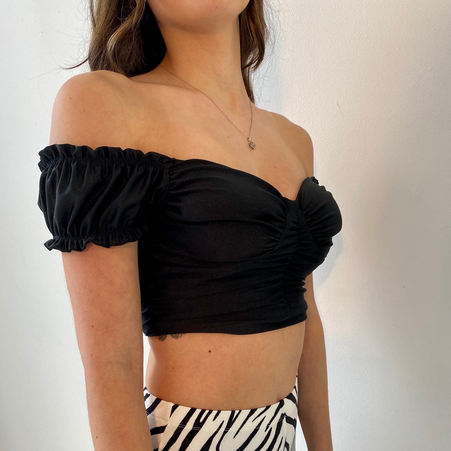 Izzy Top Black